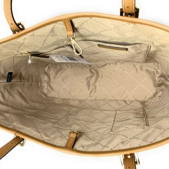 ๐LAST ONE๐Michael Kors Medium Jet Set Tote Brown - Picture 3 of 7